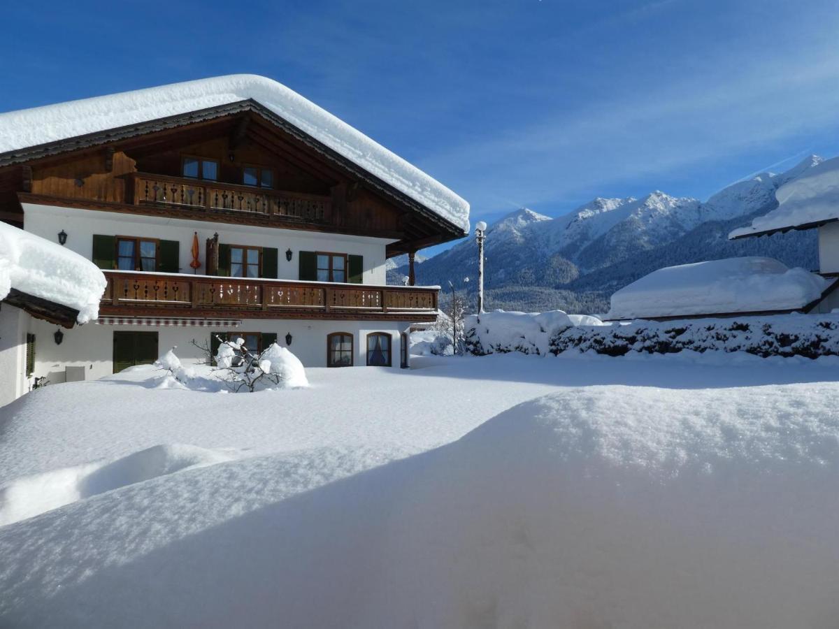 Gaestehaus Bergblick Wallgau Exterior foto